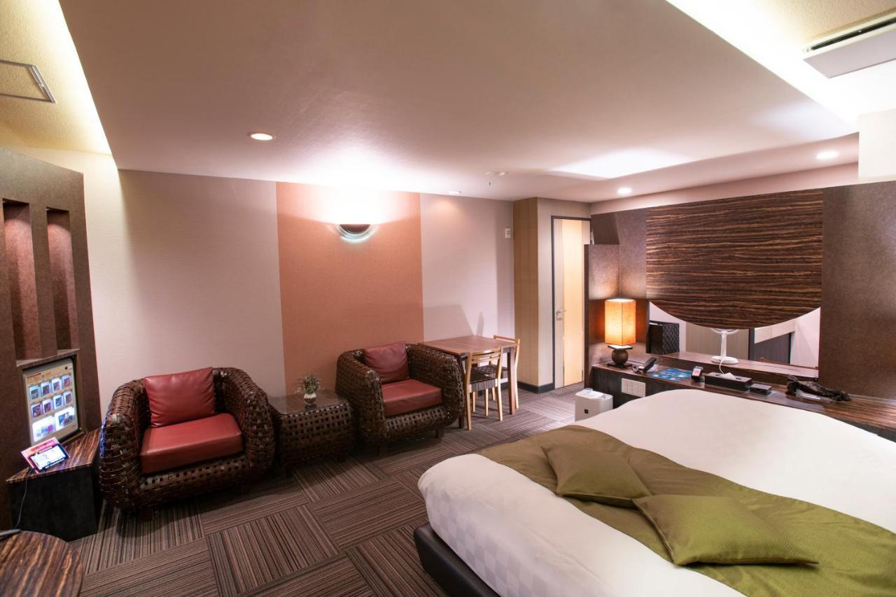 Hotel Apricot (Adults Only) Hiroshima Esterno foto